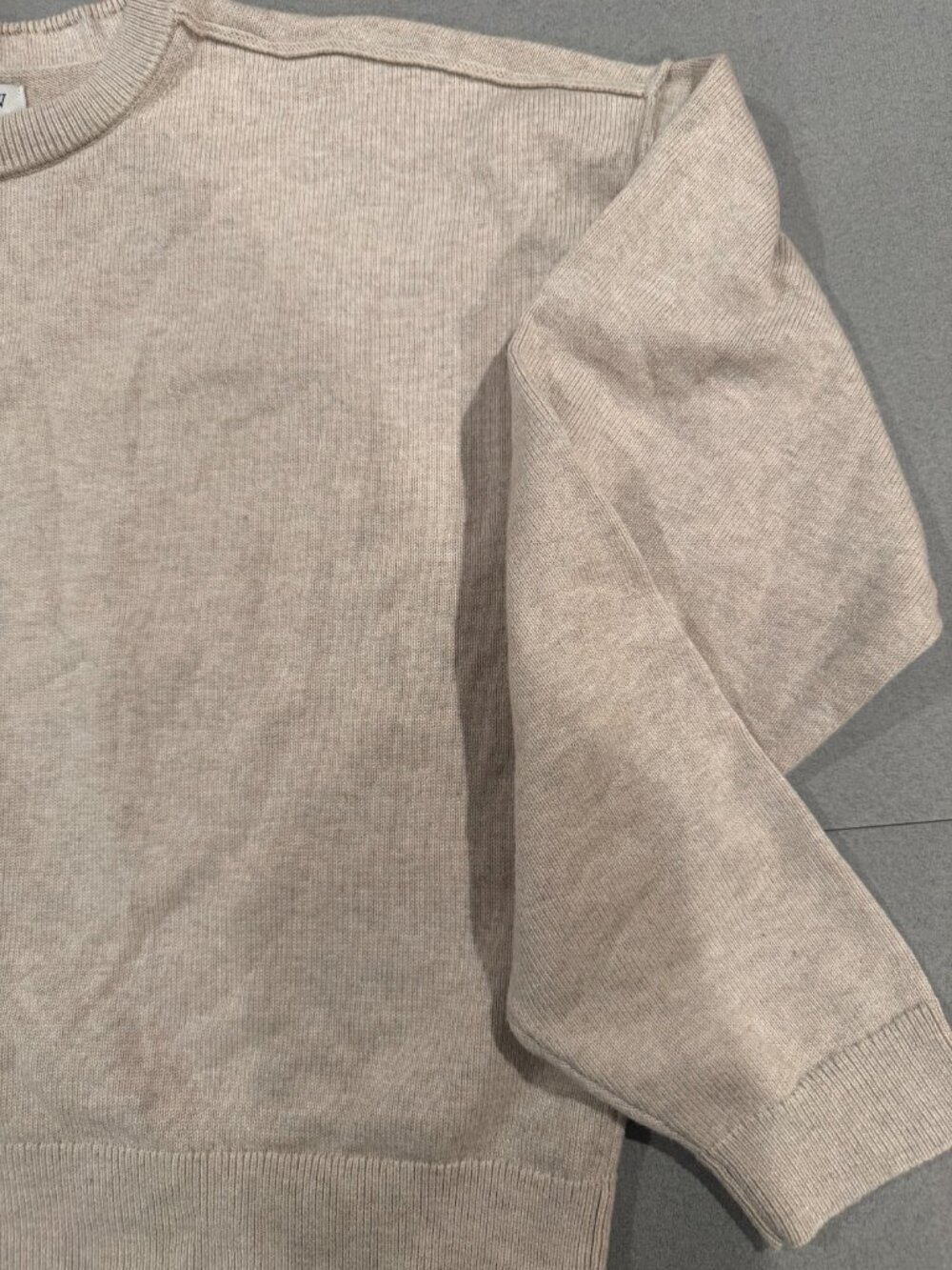 J.Crew Beige Cropped Boxy Sweater Exposed Seams Women's Size S - Picture 4 of 9